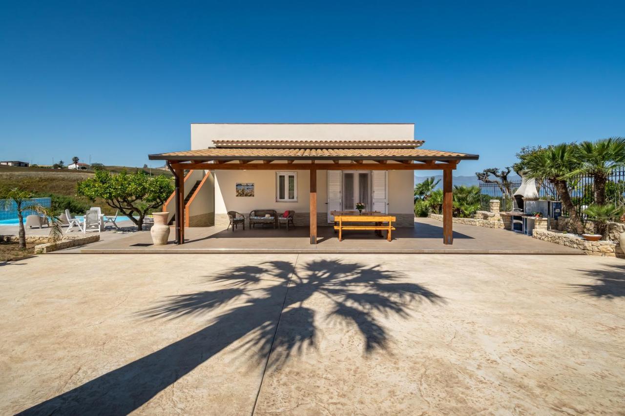 Villa Dellacqua ألكامو مارينا المظهر الخارجي الصورة